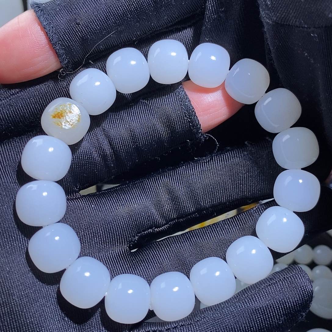 和田玉套链未镶嵌龙***@