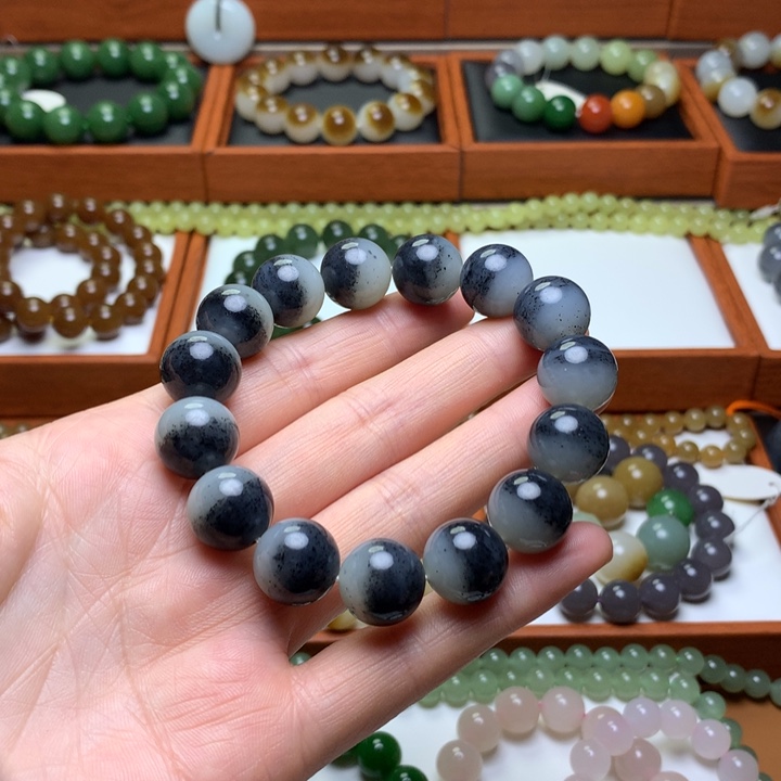 和田玉手串未镶嵌