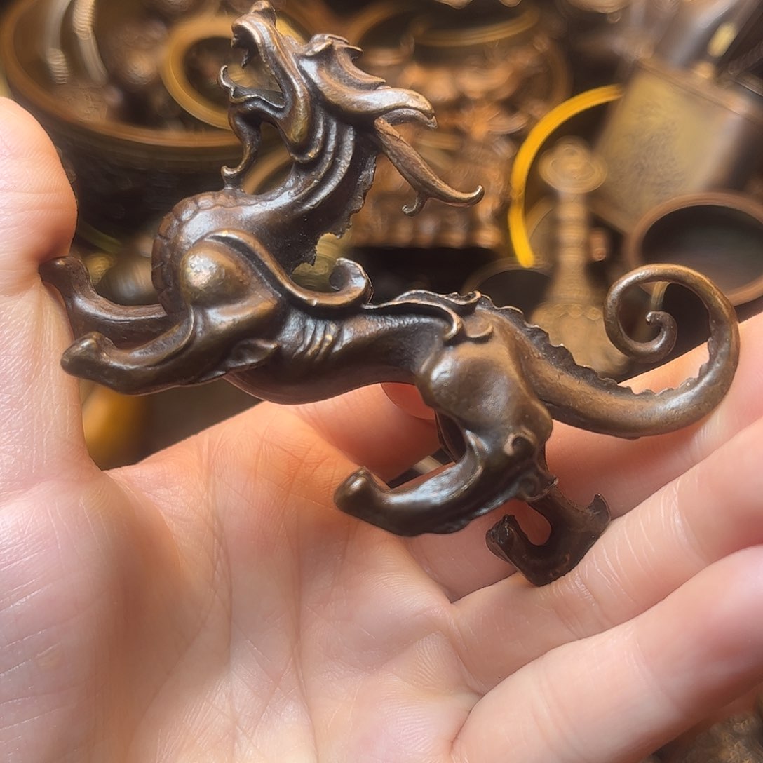精美铜器工艺品等