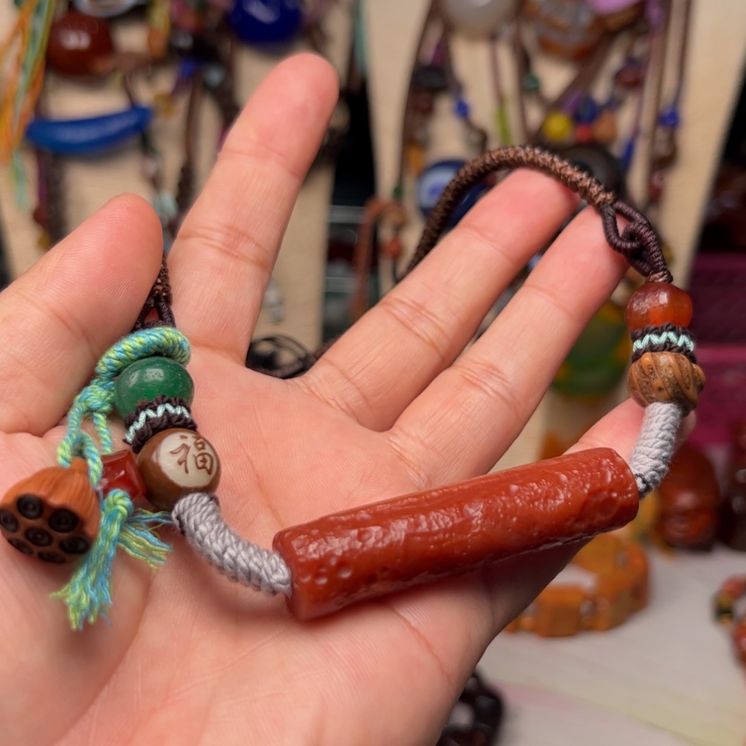 玛瑙/玉髓颈饰未镶嵌