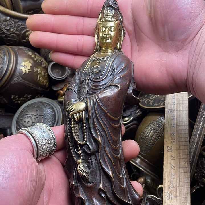 晶***饰铜器摆件诚信经营