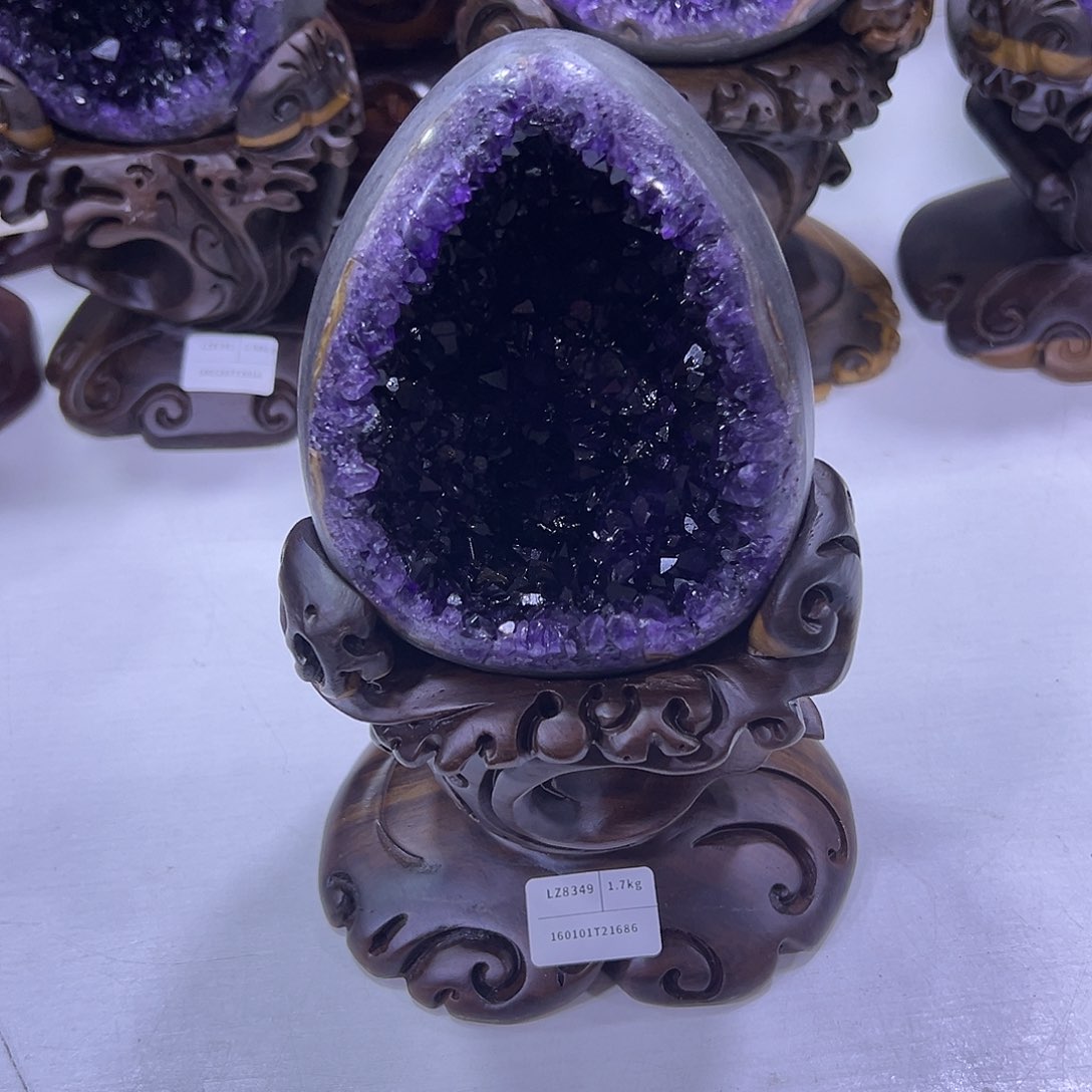 未镶嵌大型摆件（非配饰）紫晶