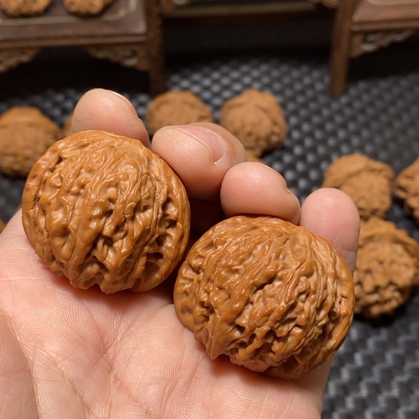 【闪购商品】文玩核桃吊坠38尺，全品无修磨盘