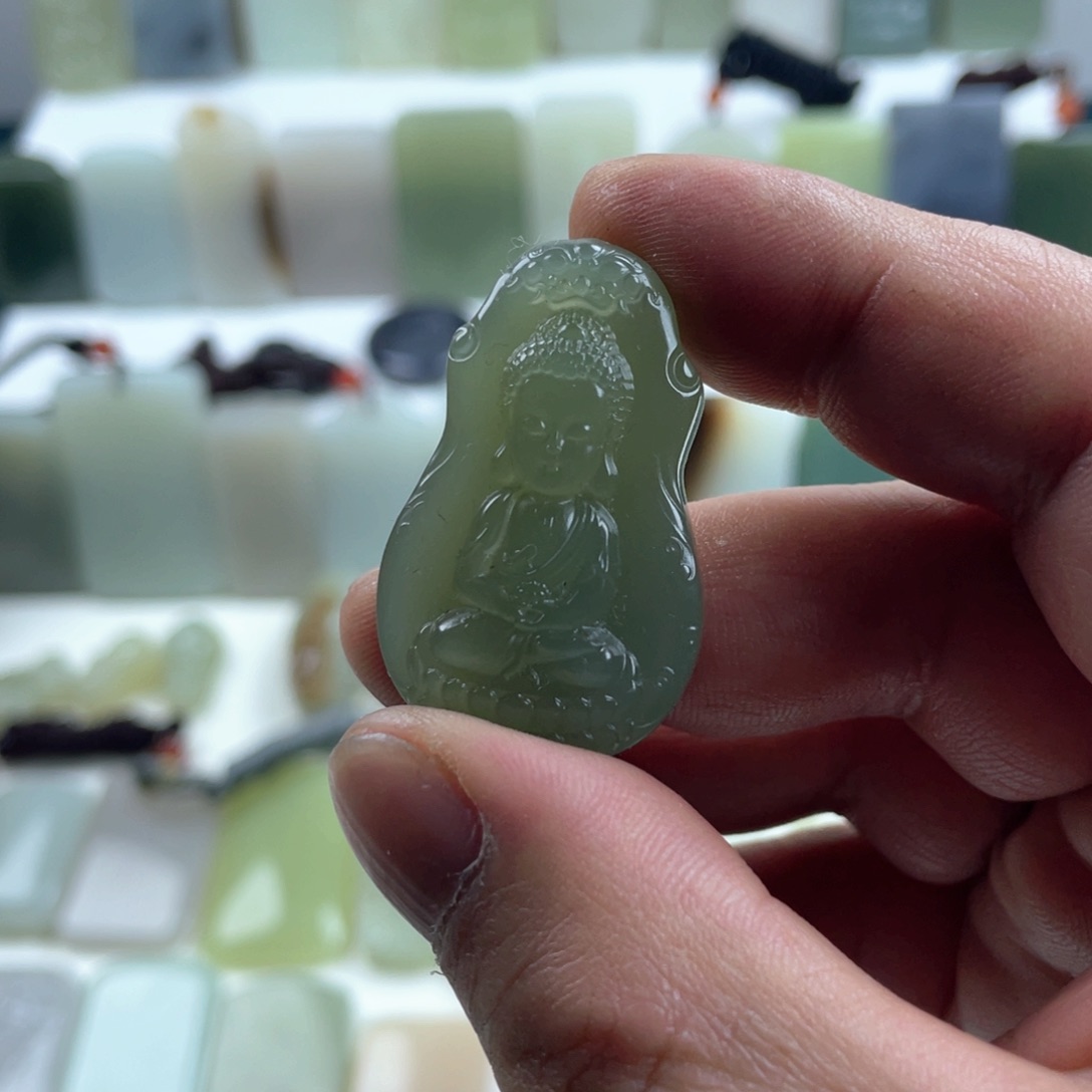 和田玉未镶嵌挂件