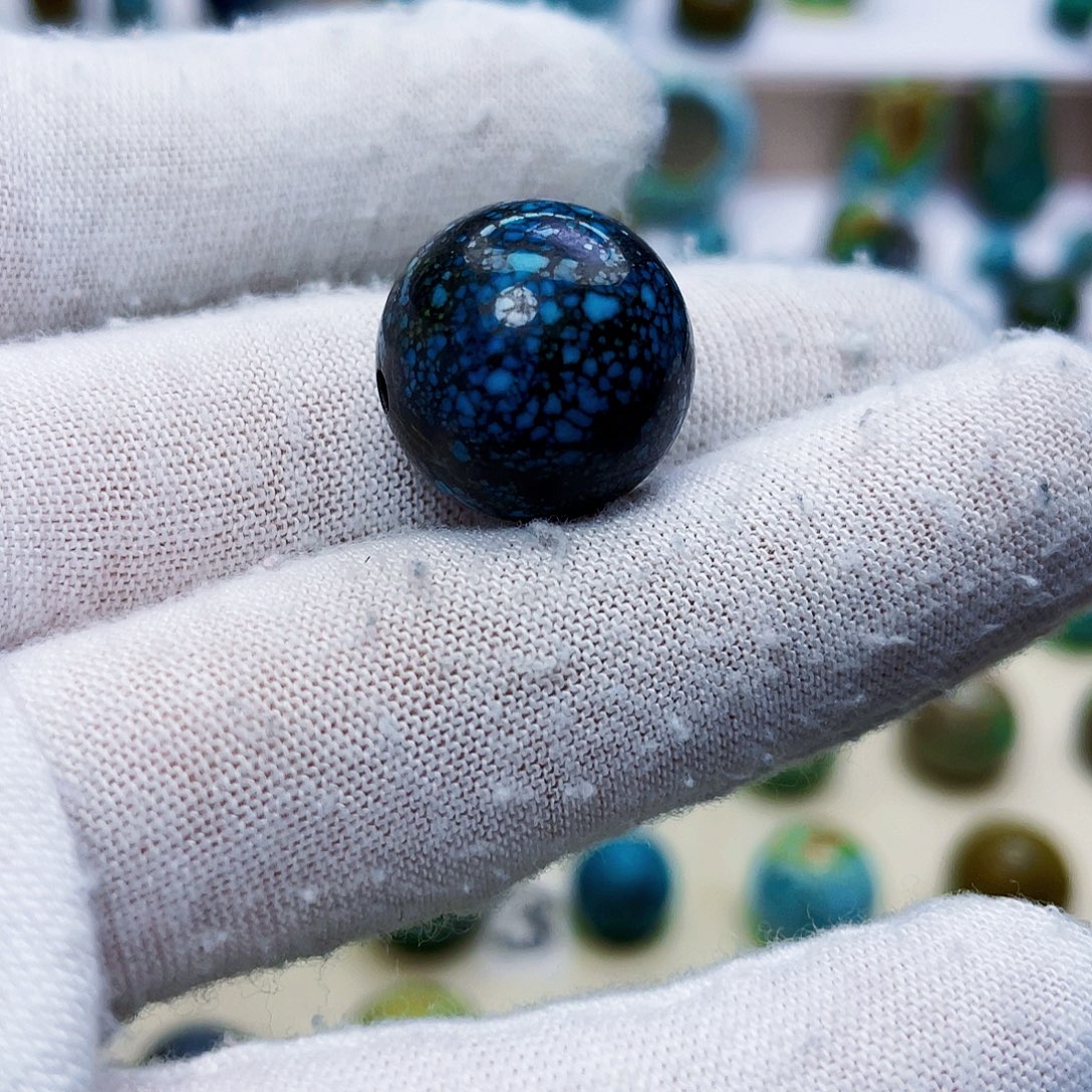 绿松石未镶嵌饰品