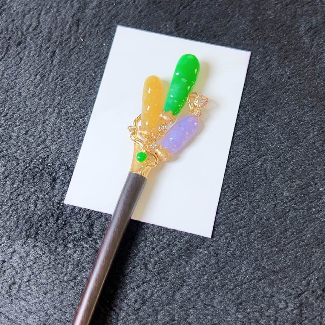 翡翠发饰18K金镶嵌南**梦签收后24小时鉴赏期