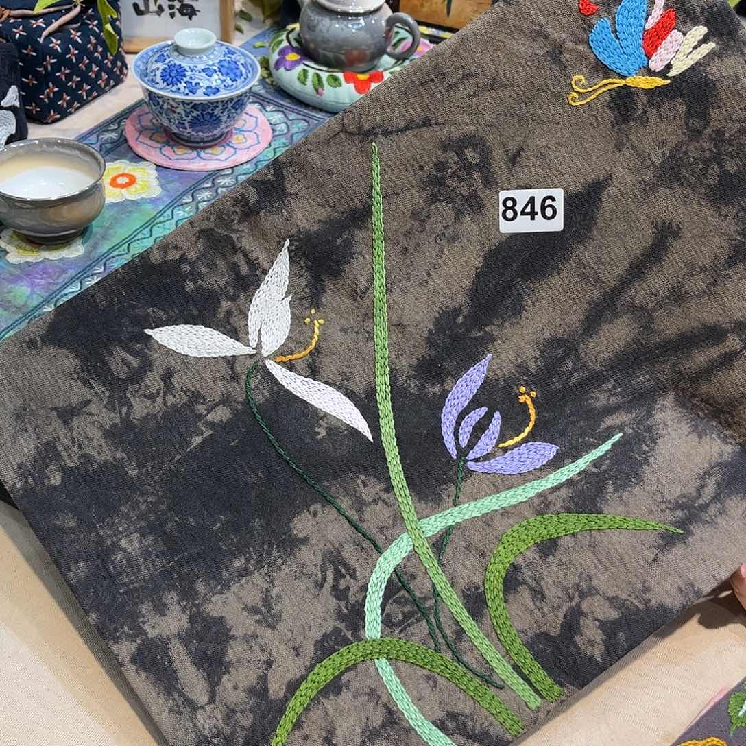 规格28.40刺子绣茶席