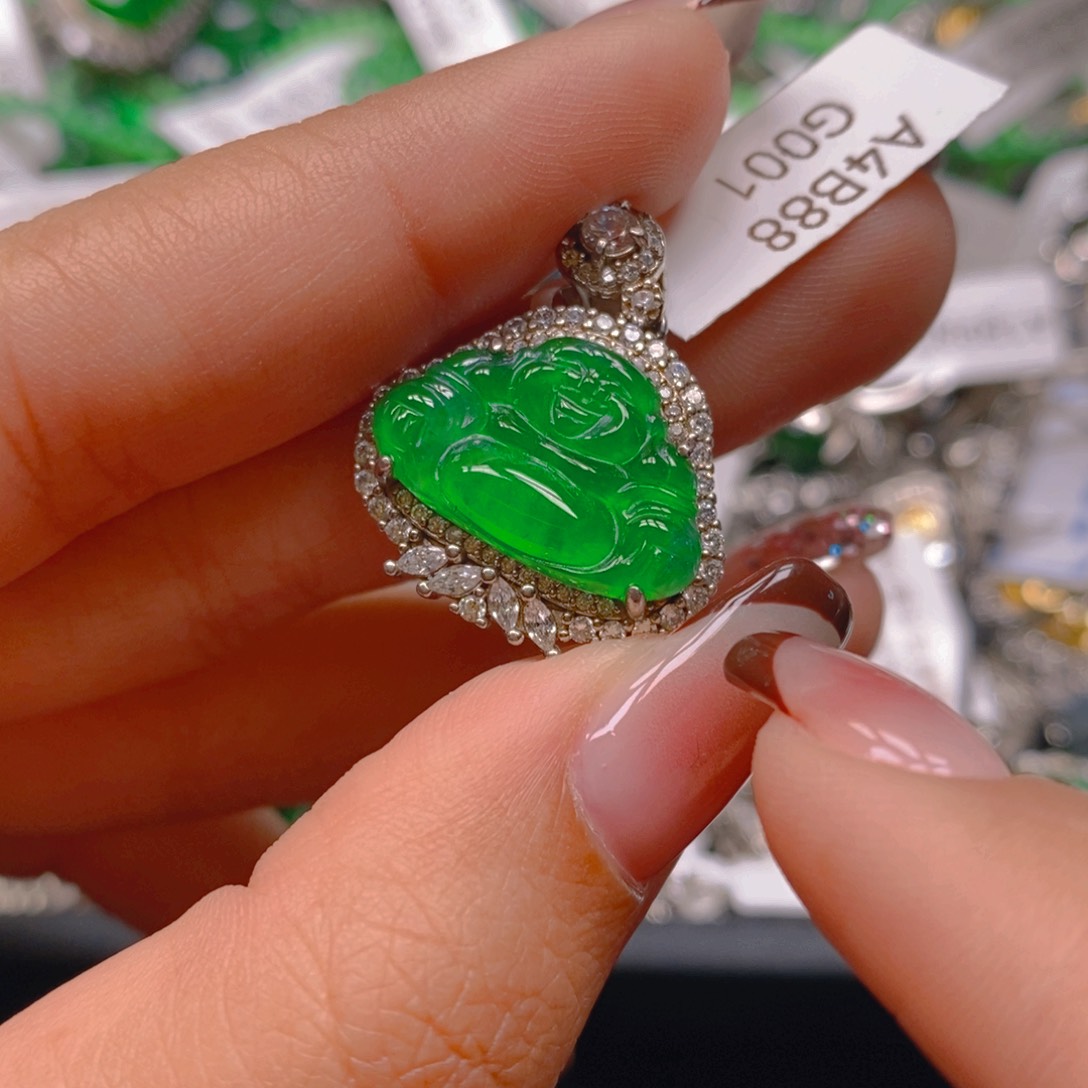 翡翠颈饰银S925镶嵌888888888