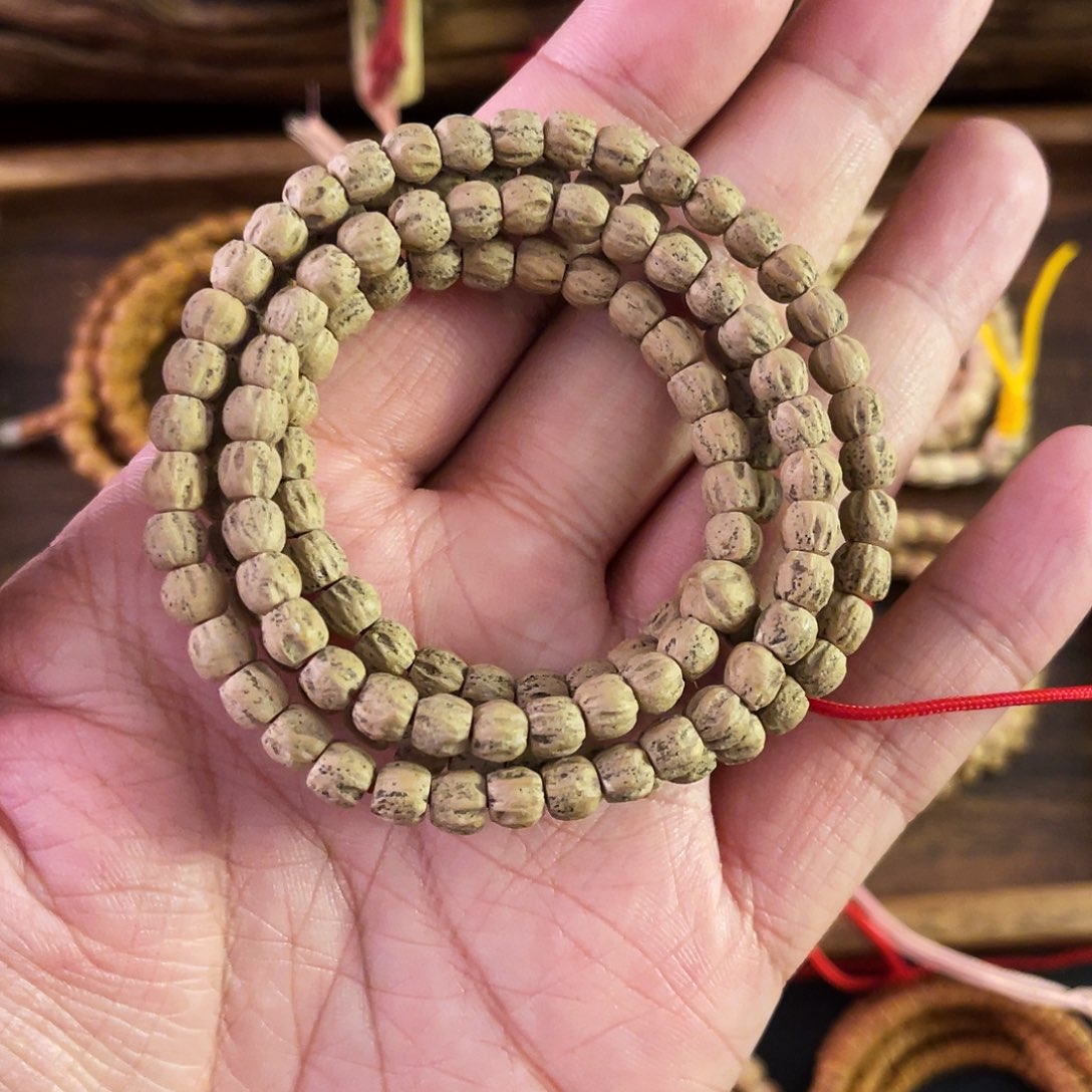 柏香籽/百香籽吊坠柏香籽108