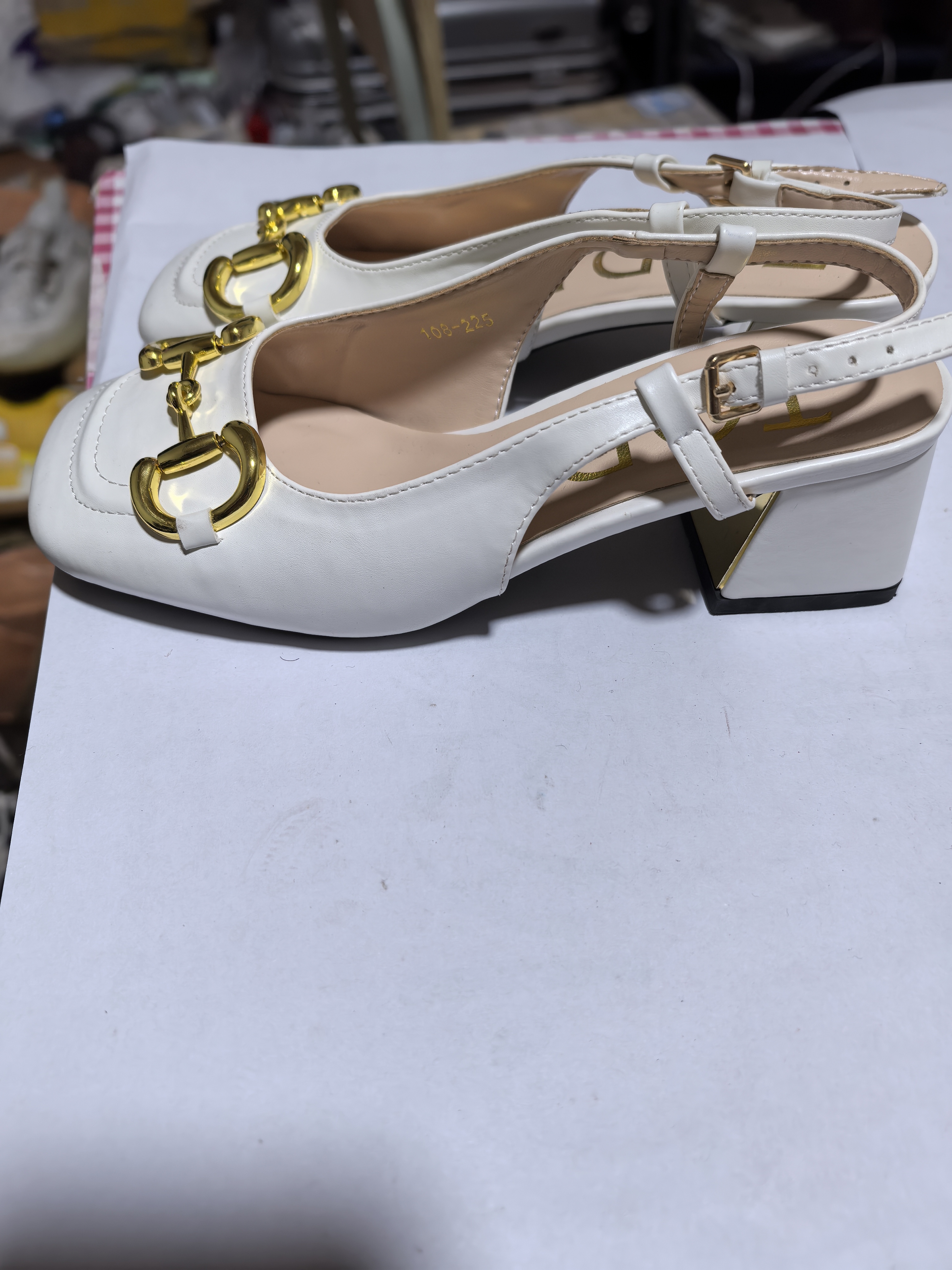 直播专卖古着时尚流行百搭女凉鞋