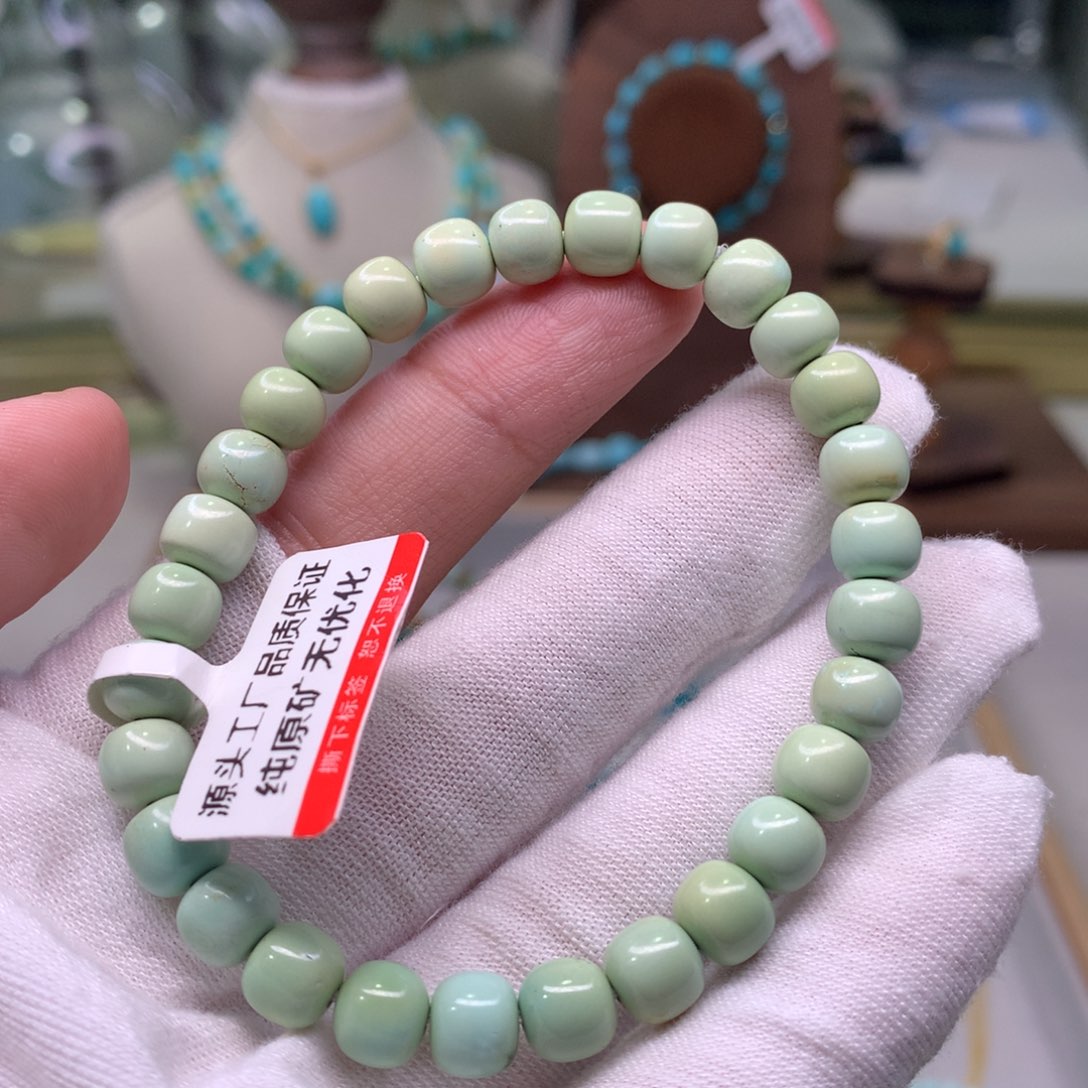 绿松石配饰未镶嵌