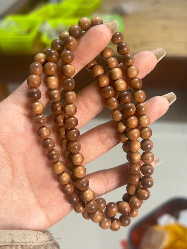 8MM*108黑肉老山檀香