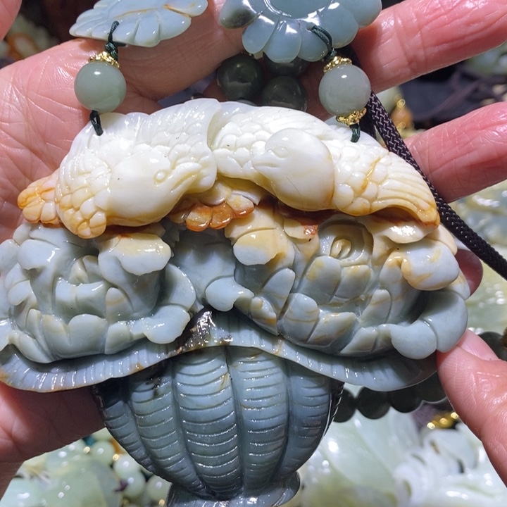 岫玉岫玉吊坠未镶嵌