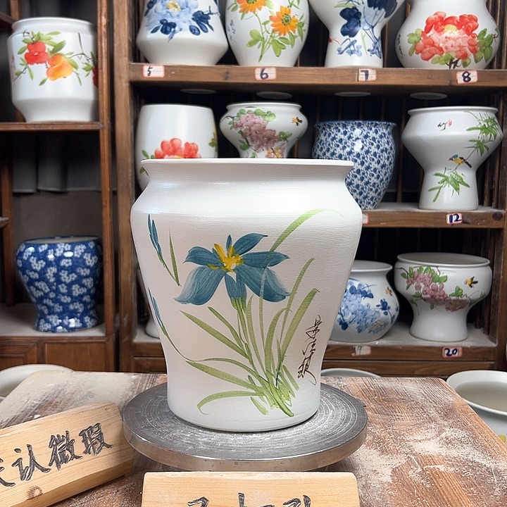 摆件小脚玉兰新款陶瓷陶瓷