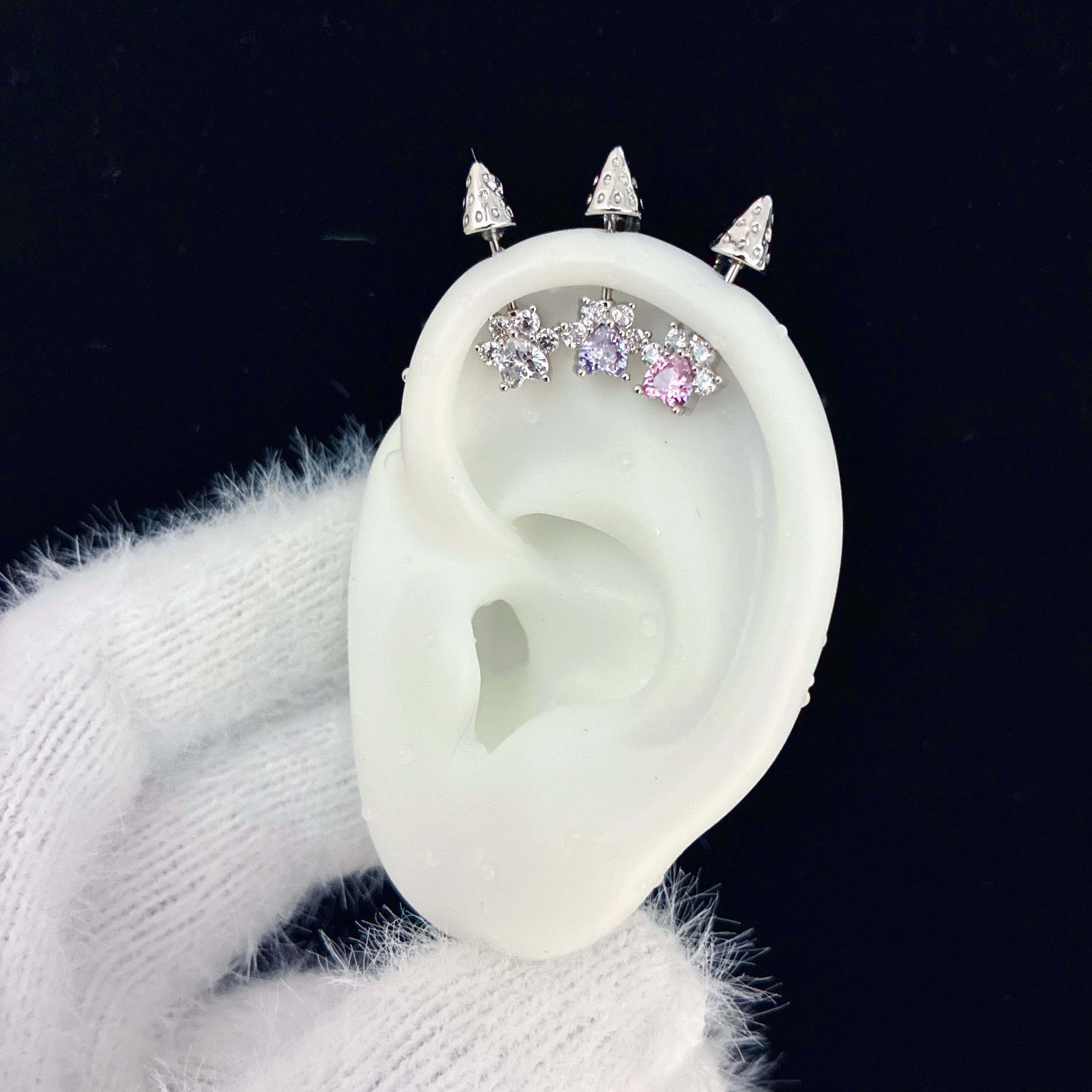 铜合金锆石耳饰 小众耳钉【恶魔钉】猫抓锆石耳轮钉/恶魔钉可爱时尚