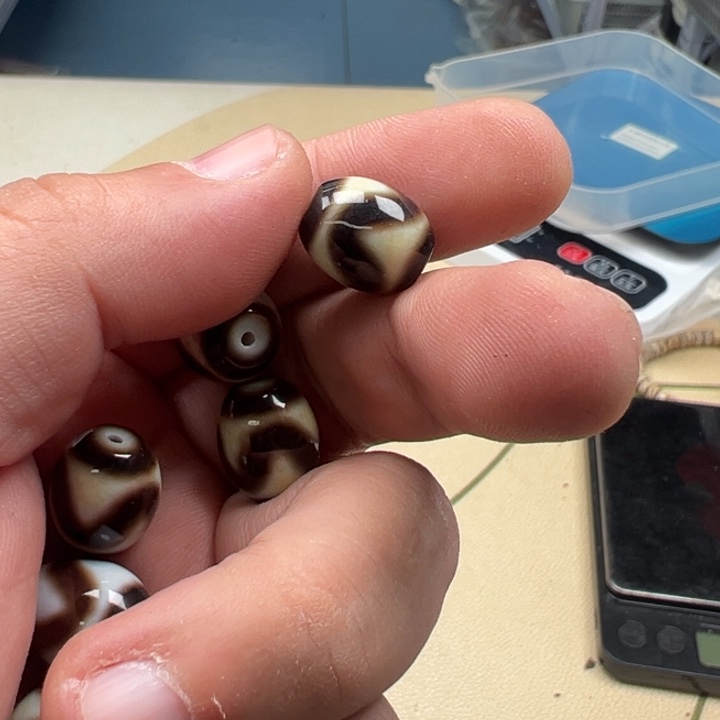 吊坠白玉菩提黑色5844