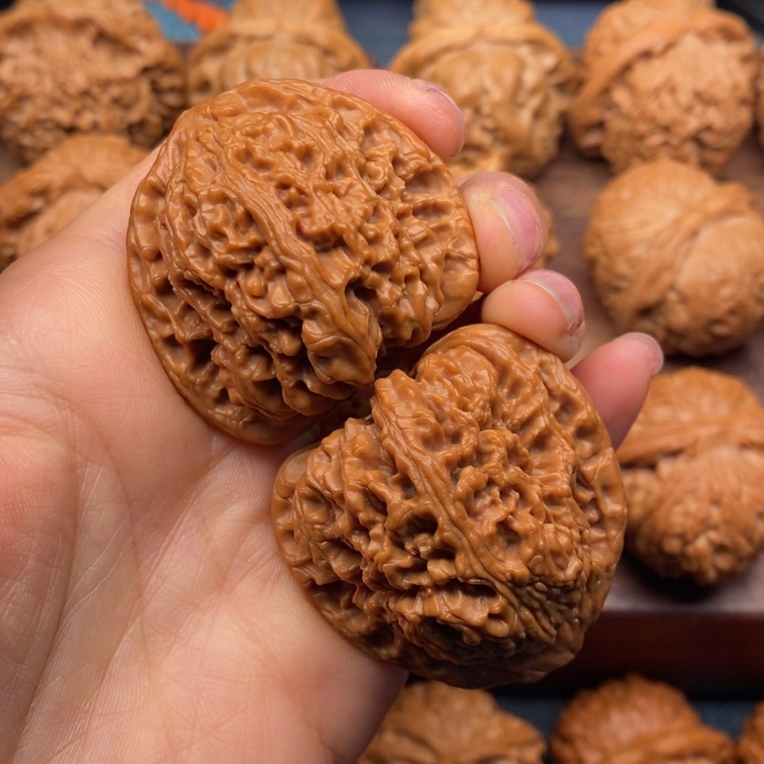 文玩核桃吊坠41.5全品精配南疆