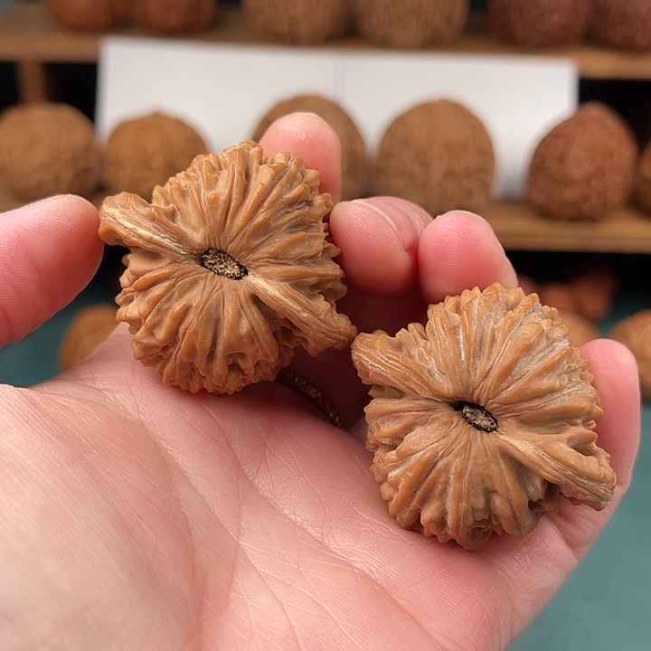 文玩核桃把件43尺平谷四座楼球楼