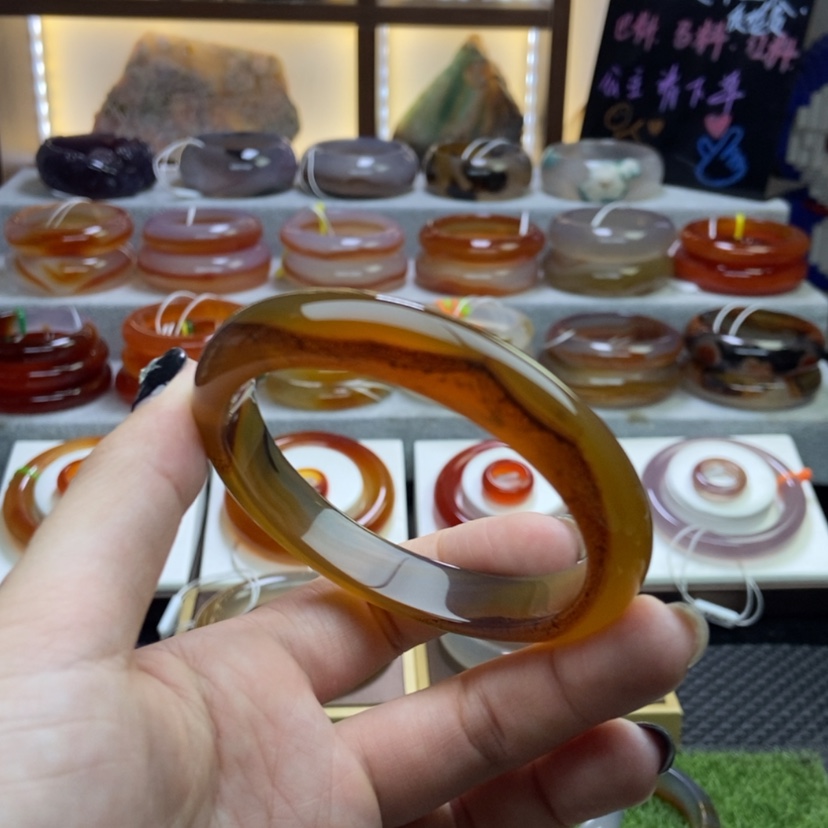 【闪购商品】手镯玛瑙/玉髓未镶嵌
