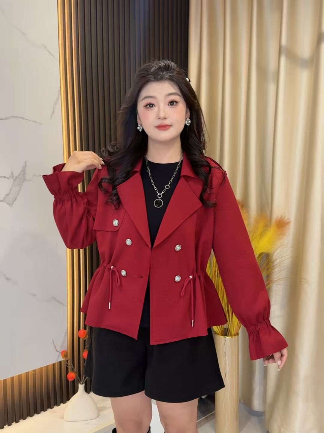 2025秋季新款大码女装弹力收腰抽绳翻领喇叭袖短款风衣外套029