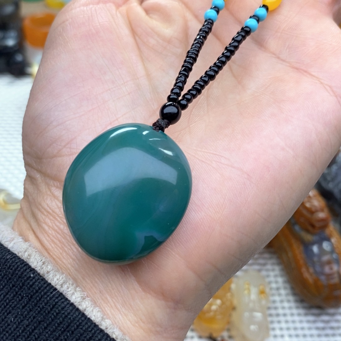 玛瑙/玉髓挂件未镶嵌