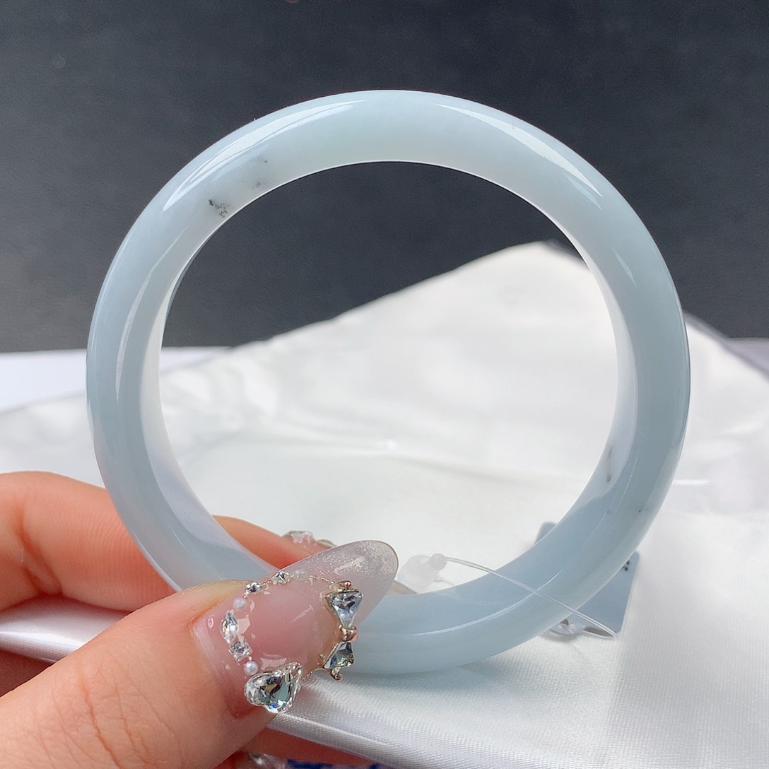 翡翠手镯未镶嵌36正55