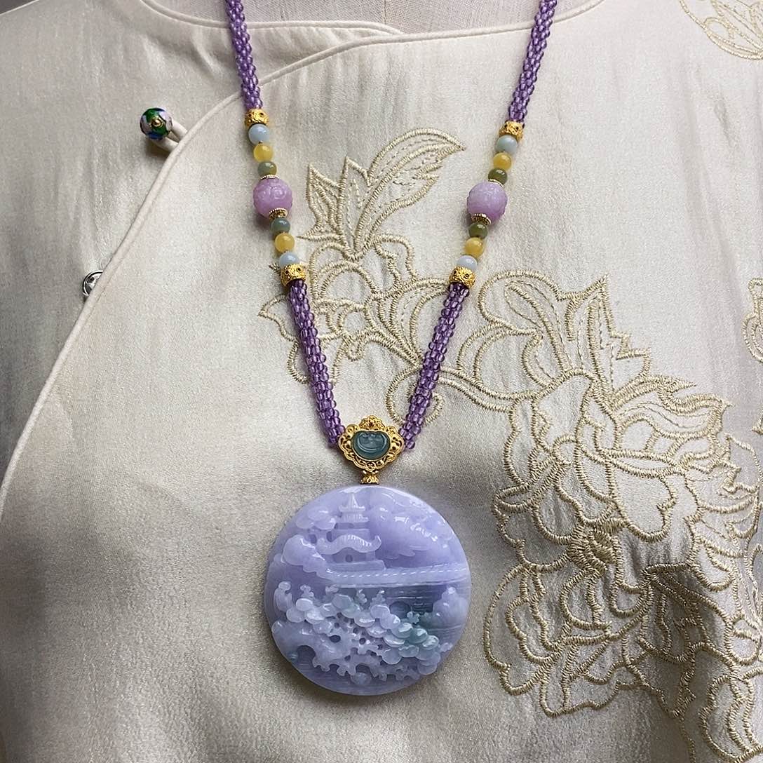 翡翠颈饰未镶嵌天然