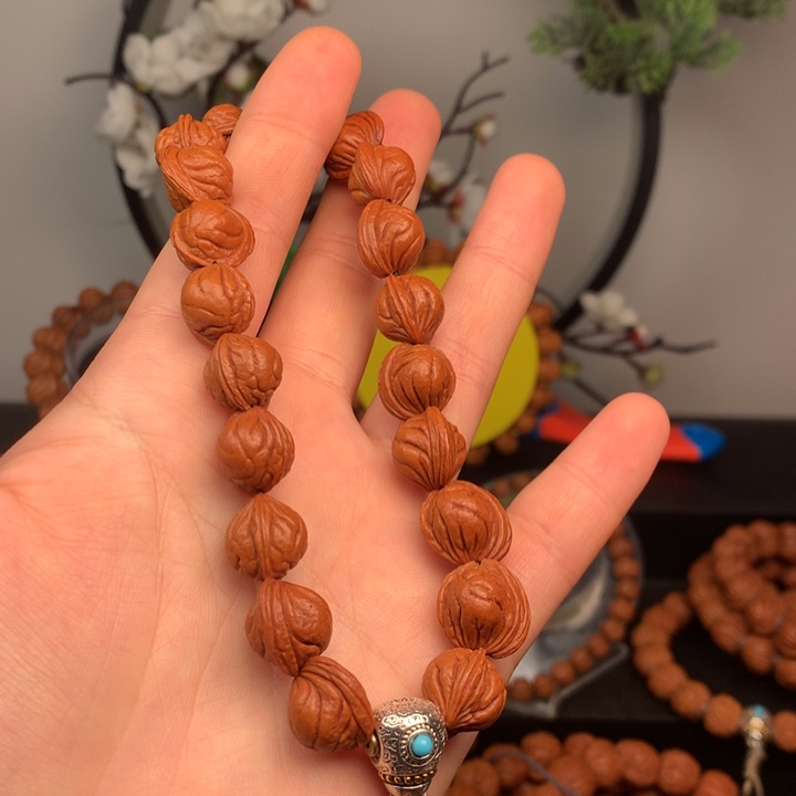 桃核手串龙纹桃核13无修'