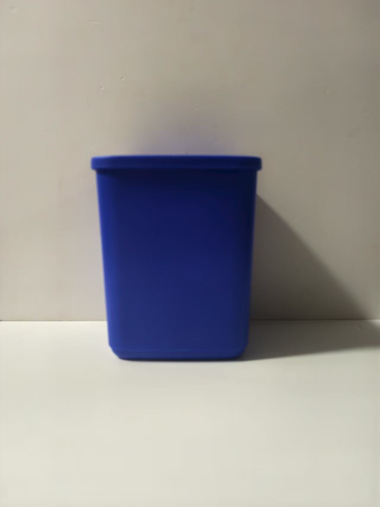 （海）1.8L深蓝色新冷藏保鲜盒