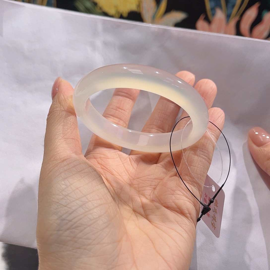 手镯玛瑙/玉髓未镶嵌54.5