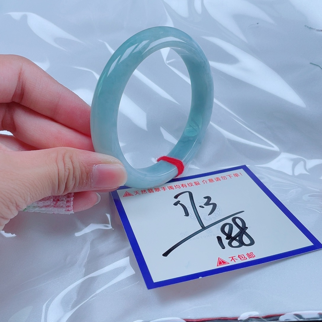 未镶嵌定制翡翠翡翠