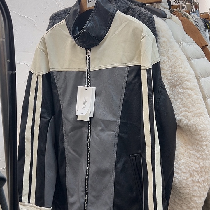 今天新款 拼色设计感洋气皮衣S