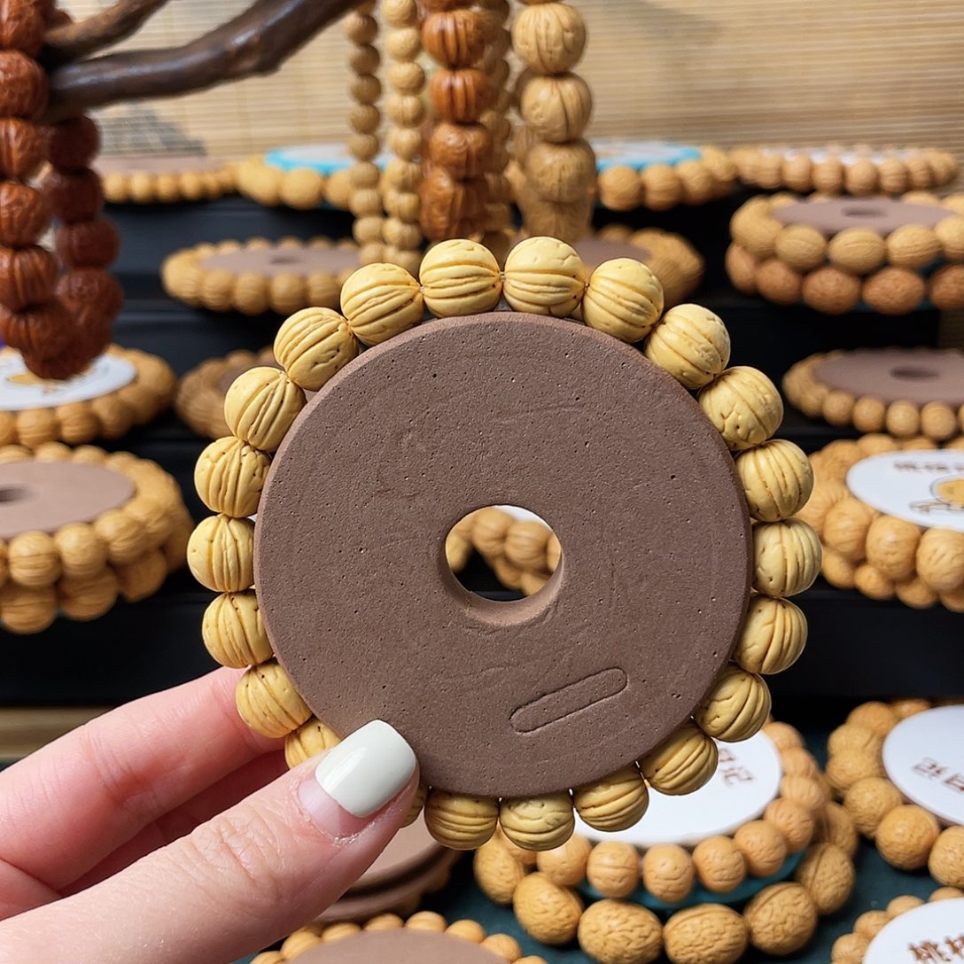 鱼***海桃核手串东北奶豆