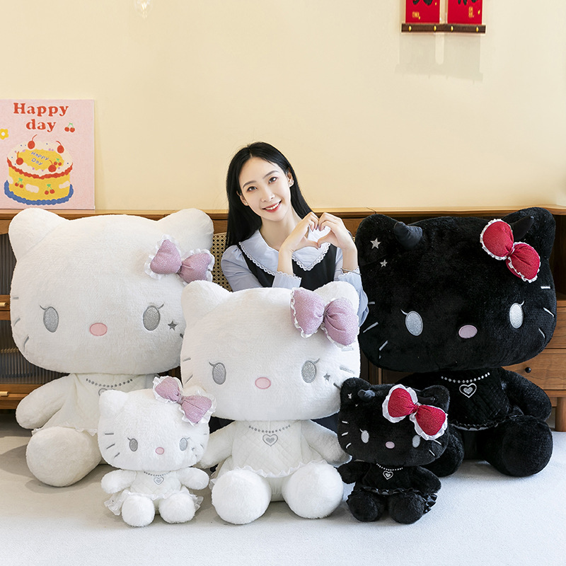 新款猫天使与恶魔黑色猫玩偶抱枕女生床头公仔绒玩具kitty毛绒
