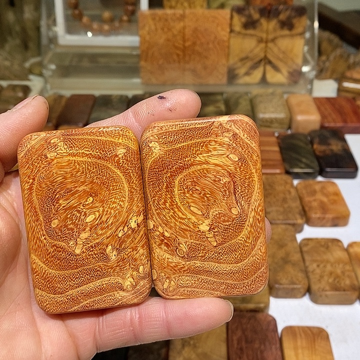 凉***次香榧木木质啊把玩件58888