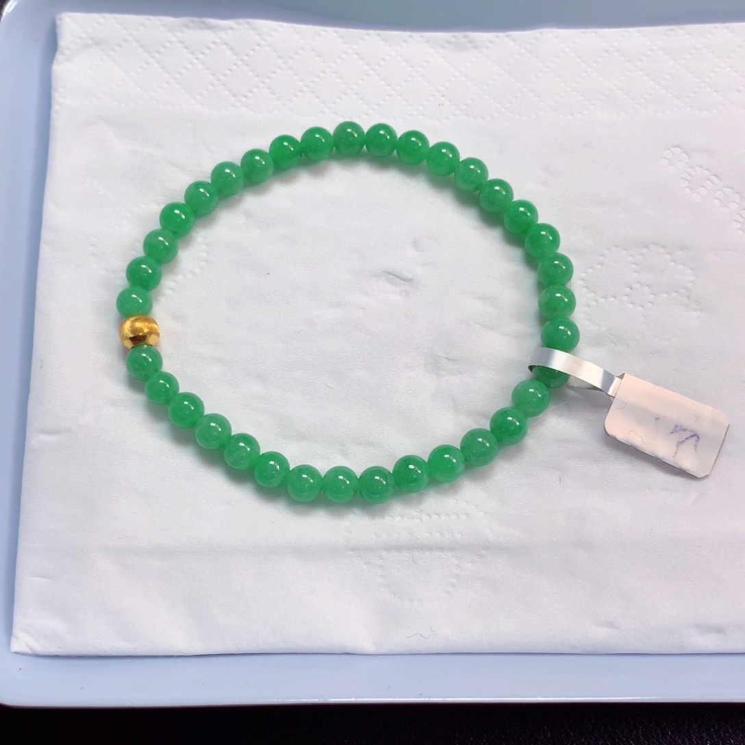 翡翠颈饰未镶嵌翡翠珠链