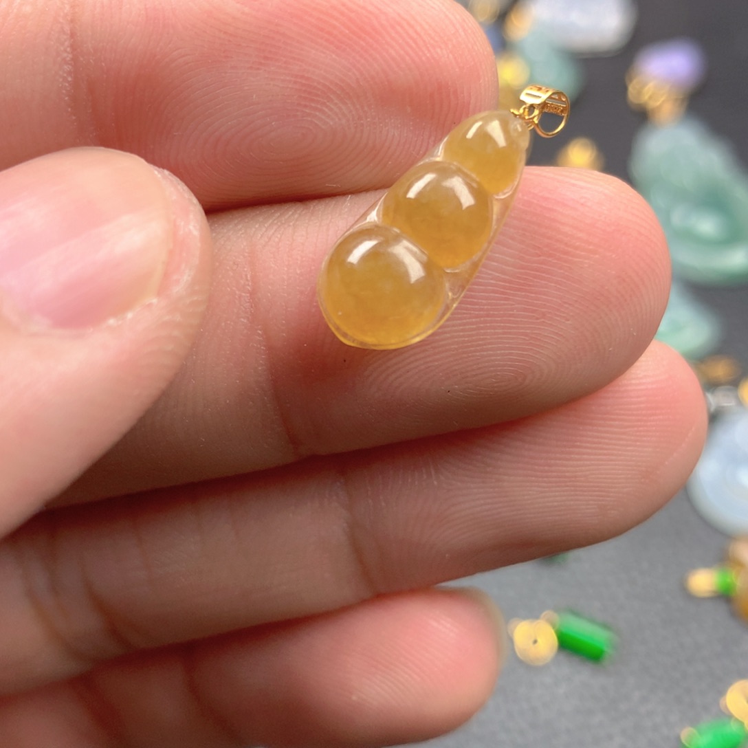 【闪购商品】颈饰18K金镶嵌翡翠翡翠