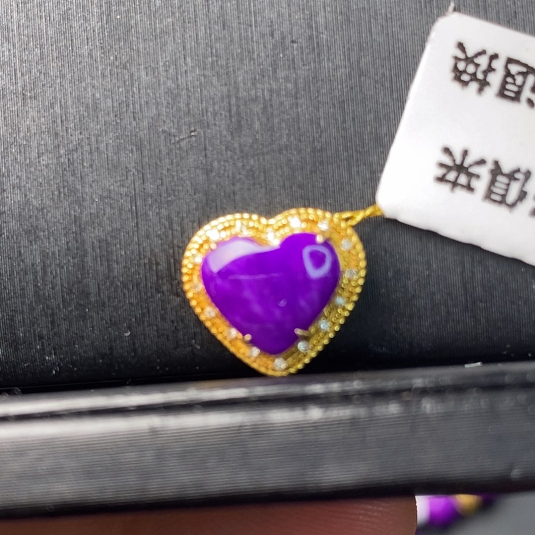 苏纪石（舒俱来）颈饰18K金镶嵌