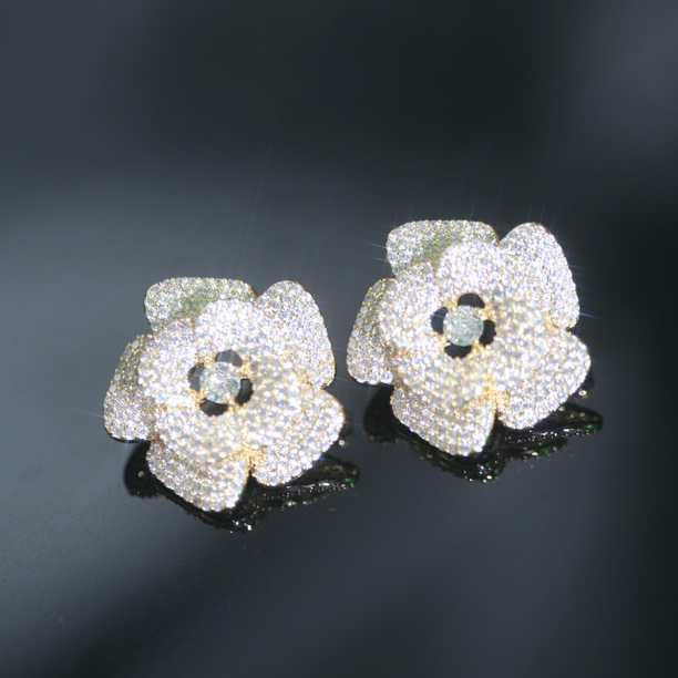 铜合金耳饰 高级镂空夸张时尚花朵耳钉