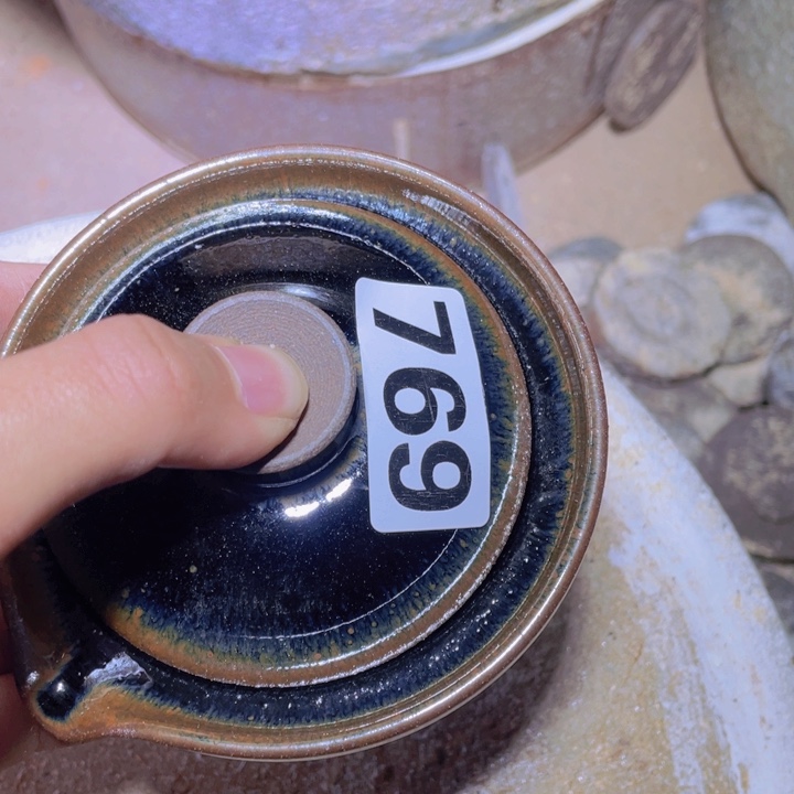 陶瓷马克杯带盖勺的拌饭的时候