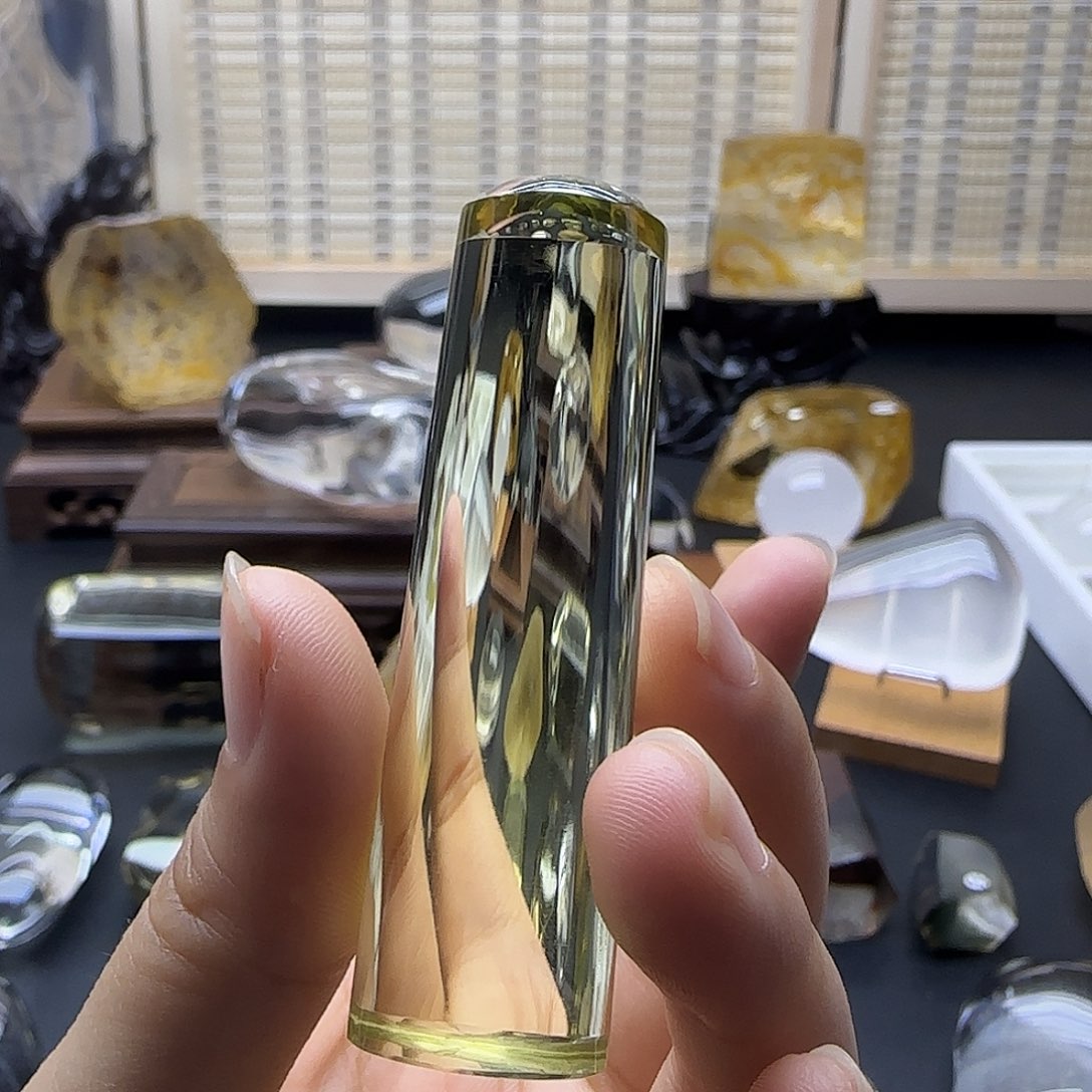 水晶天然摆件未镶嵌