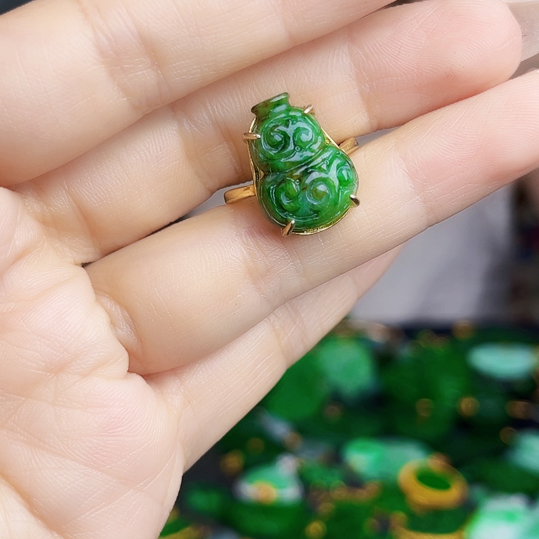 翡翠银S925镶嵌颈饰多样性