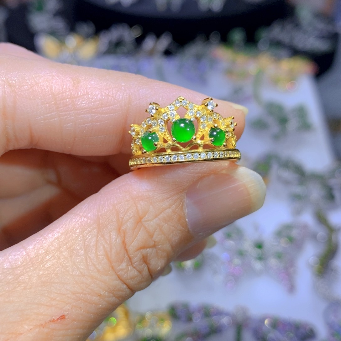 翡翠颈饰银S925镶嵌天然翡翠