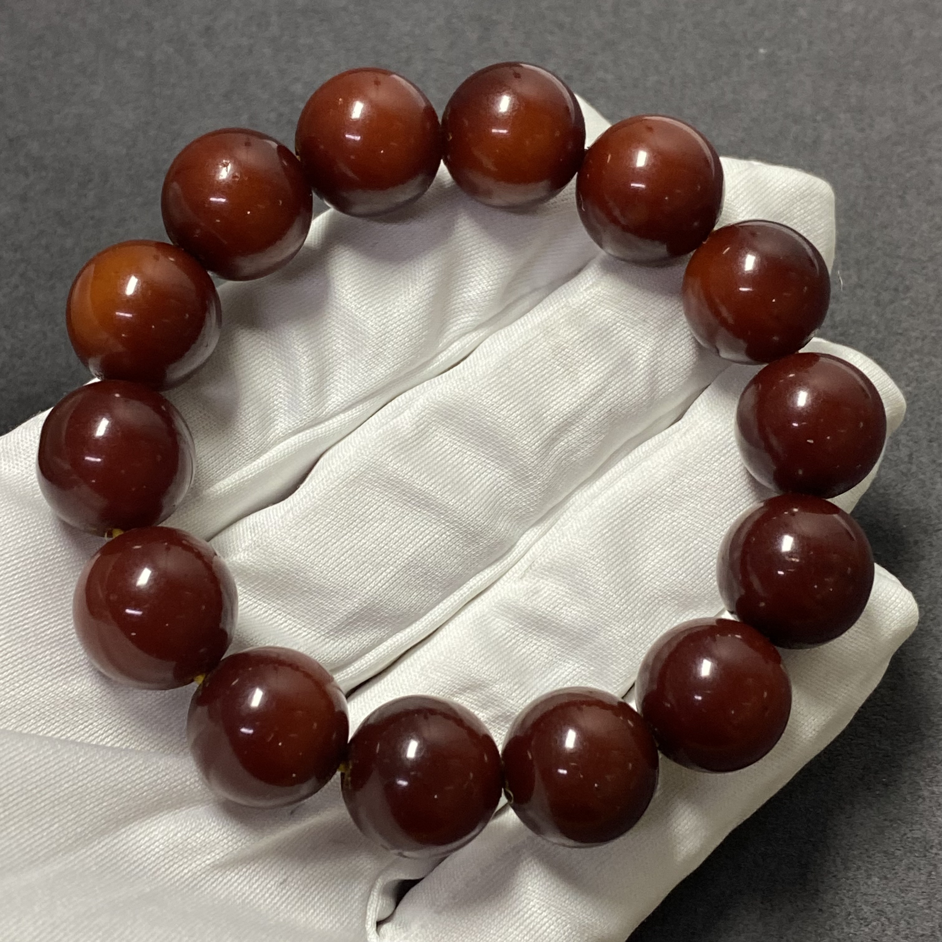 【亿轩珠宝】BG012506古董蜡紫红皮圆珠单圈素串14mm+微瑕