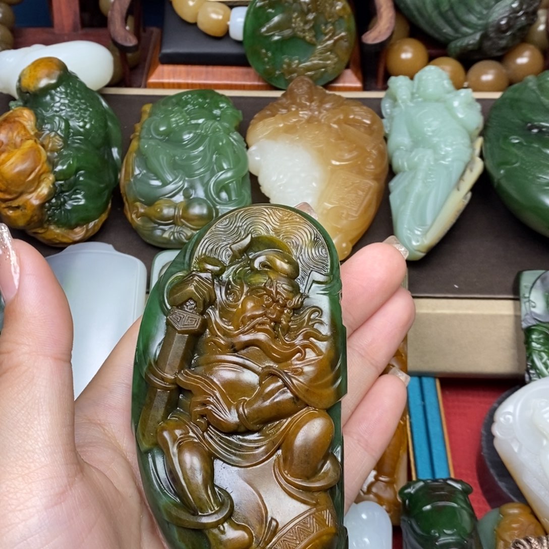 和田玉颈饰未镶嵌用****9