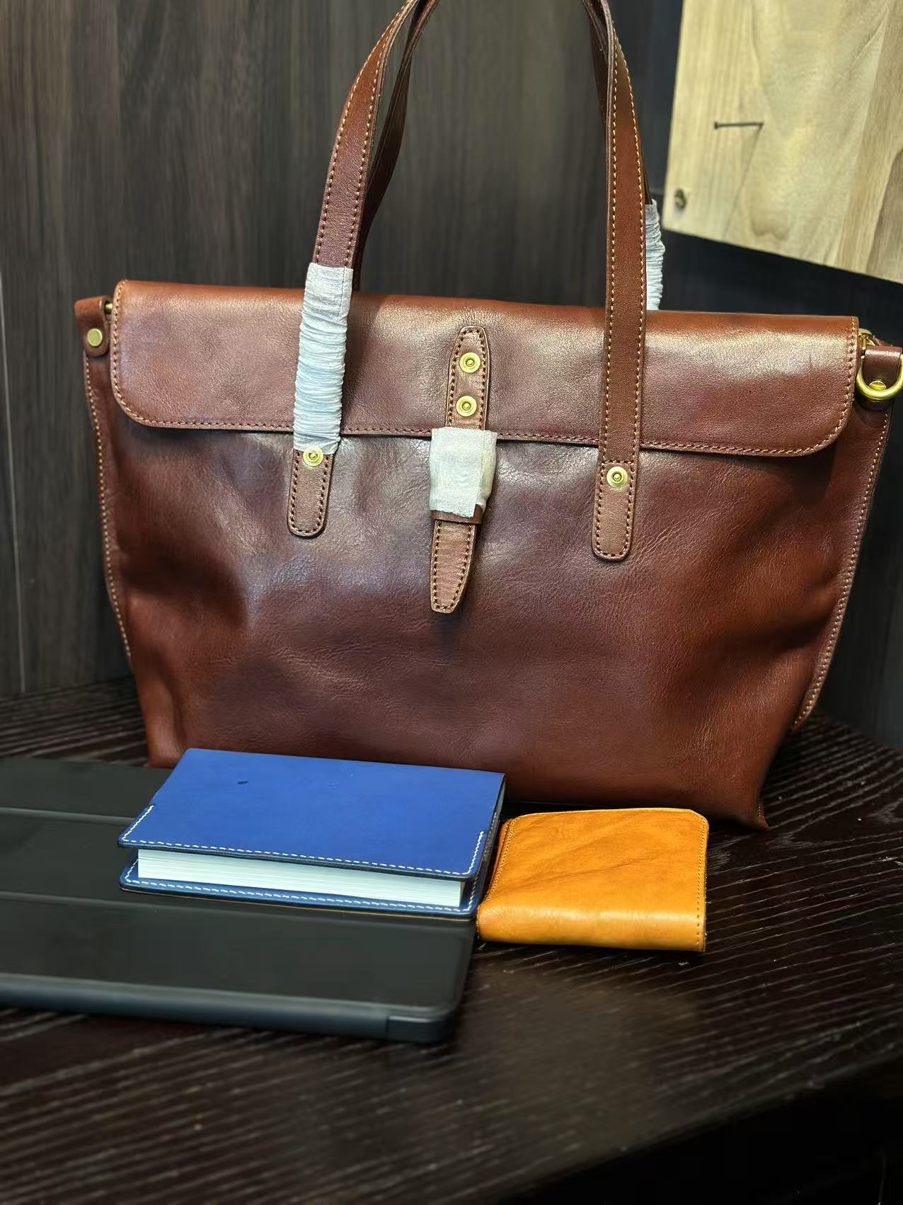 【 小梁师傅 】头层牛皮经典复古百搭时尚斜挎孤品包包系列