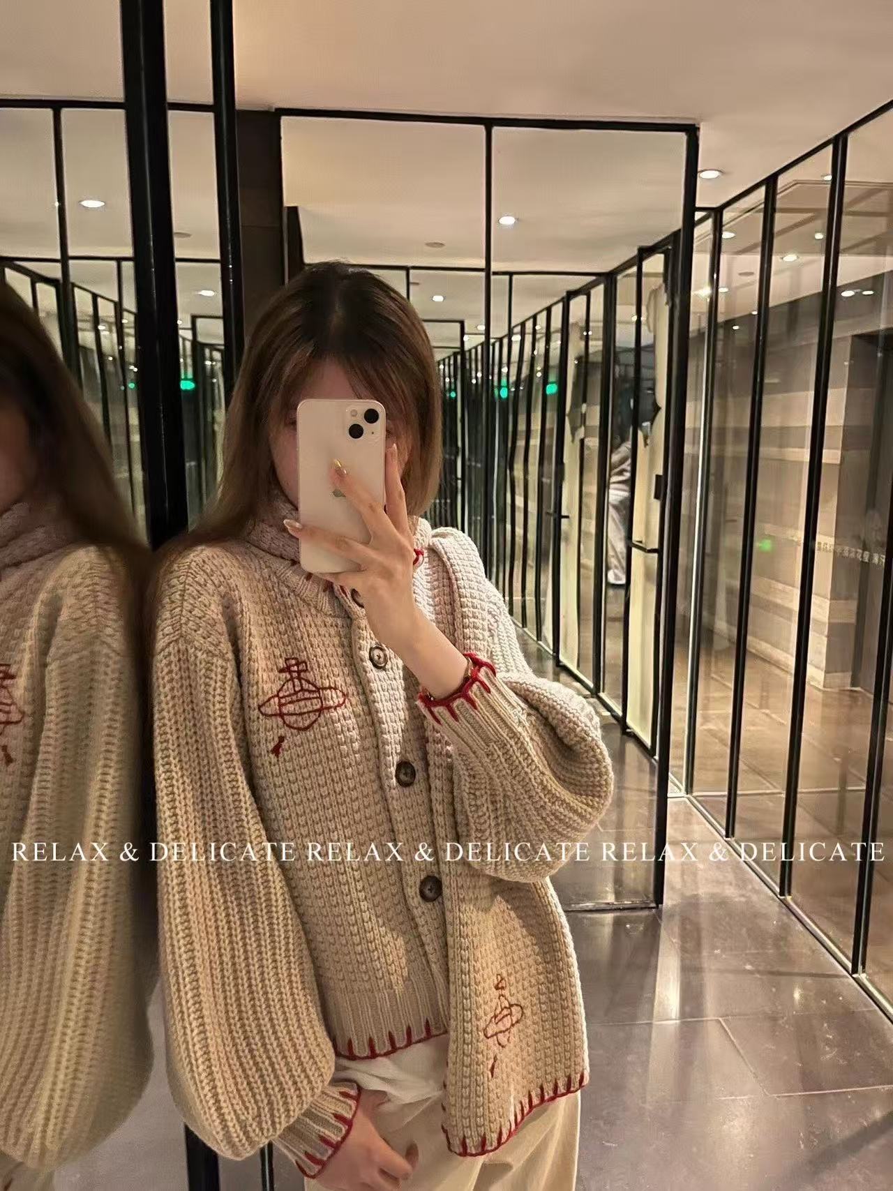 送围脖！限定土星冬季新款刺绣针织开衫+法式围巾两件套（057-N）