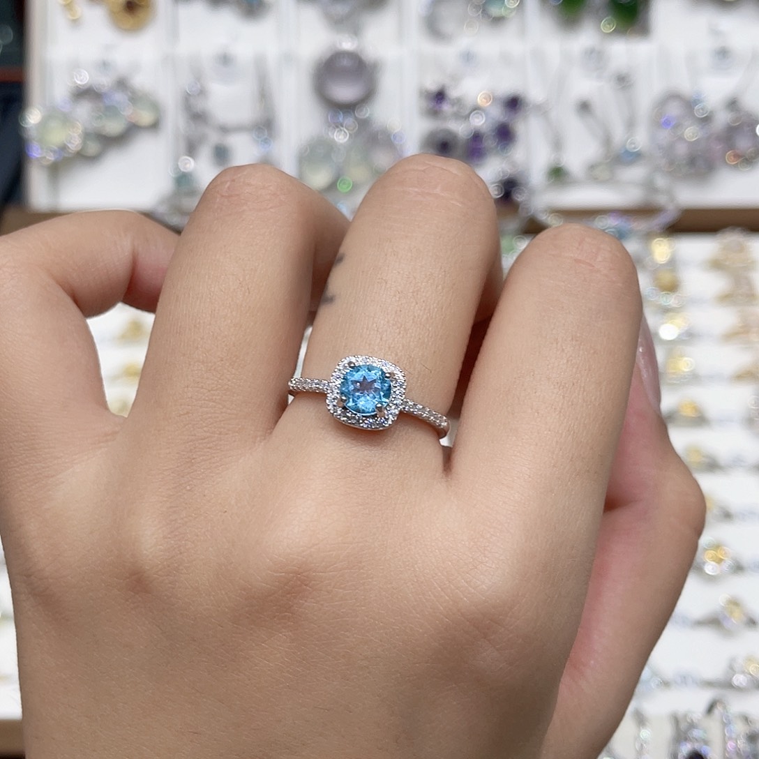 荔***柚戒指银S925镶嵌托帕石