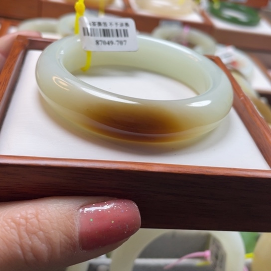 【闪购商品】和田玉手镯未镶嵌56.1