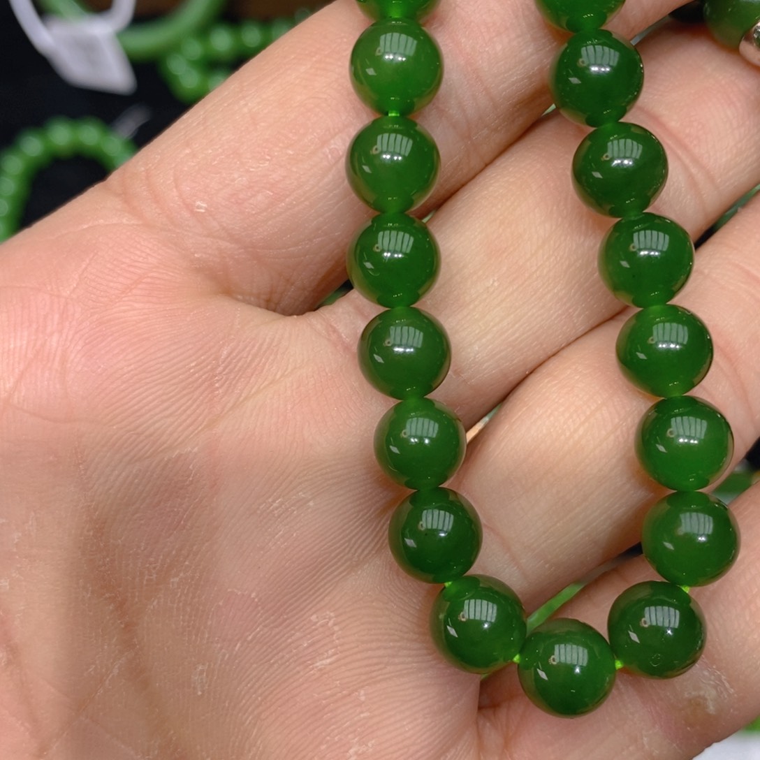 和田玉（碧玉）手链未镶嵌铁****年